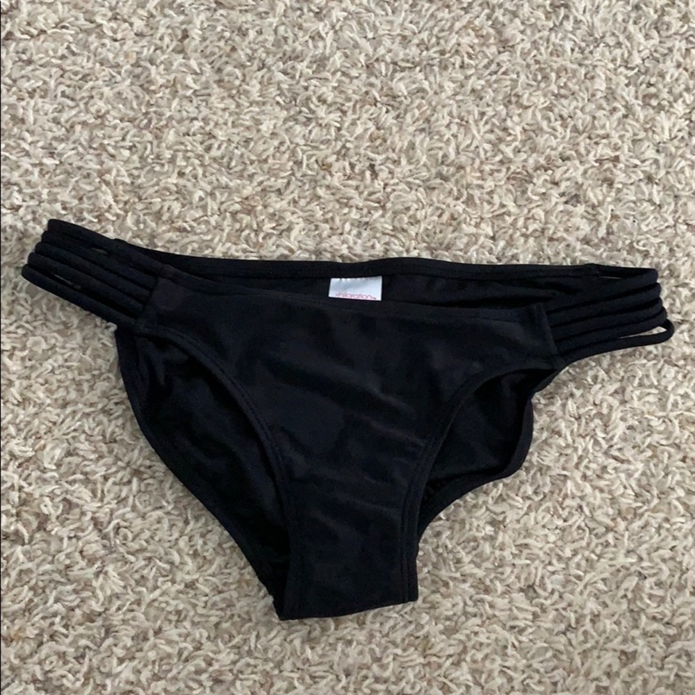 Bikini bottom